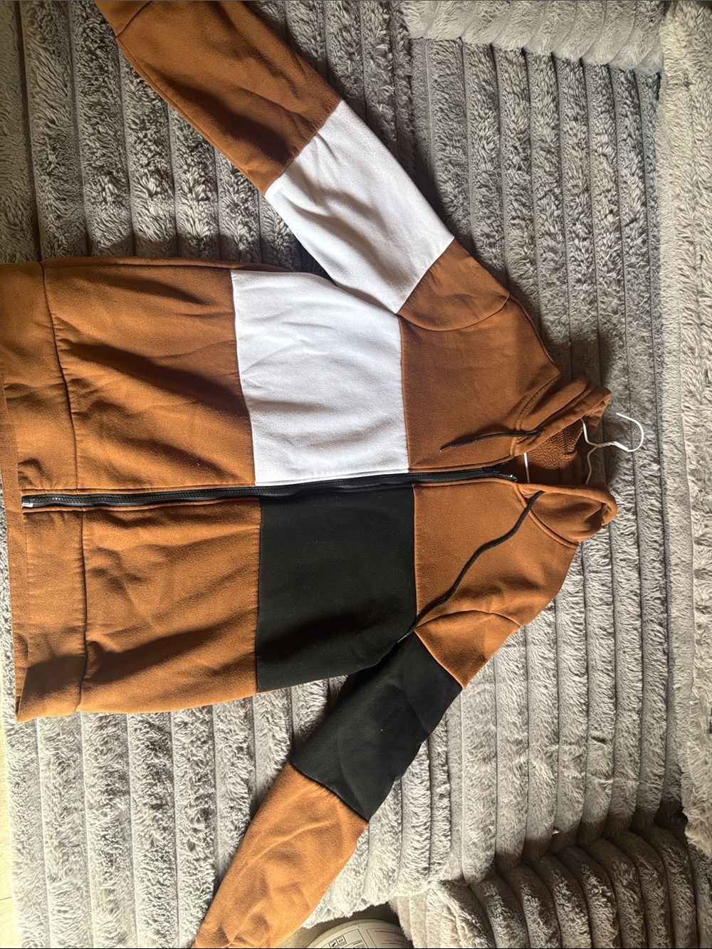 SHEIN Men's Colorblock Windbreaker Jacket in Brown White Black